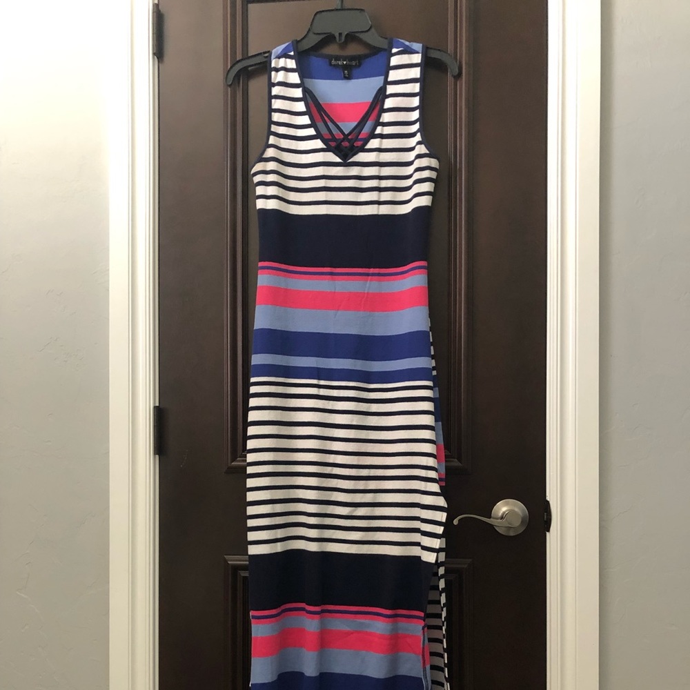 Long fitted dress
